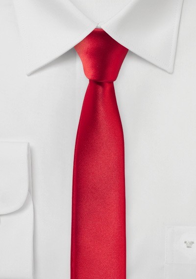 Extra schmal geformte Krawatte rot Extra schmal geformte Krawatte rot