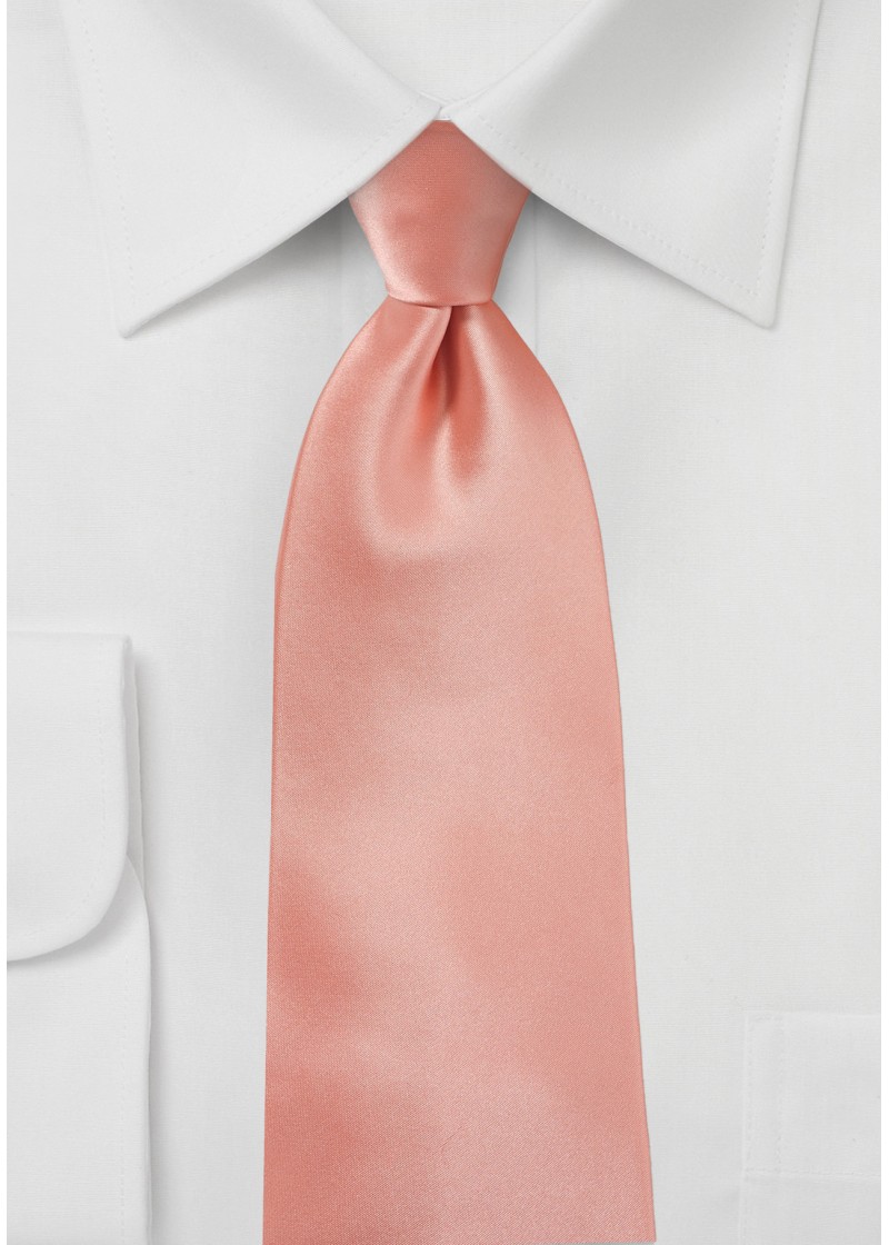 Cravate extra-longue unie rose pêche